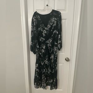 LANE BRYANT dark green and white floral dress with lining. PLUS SIZE. Used.
